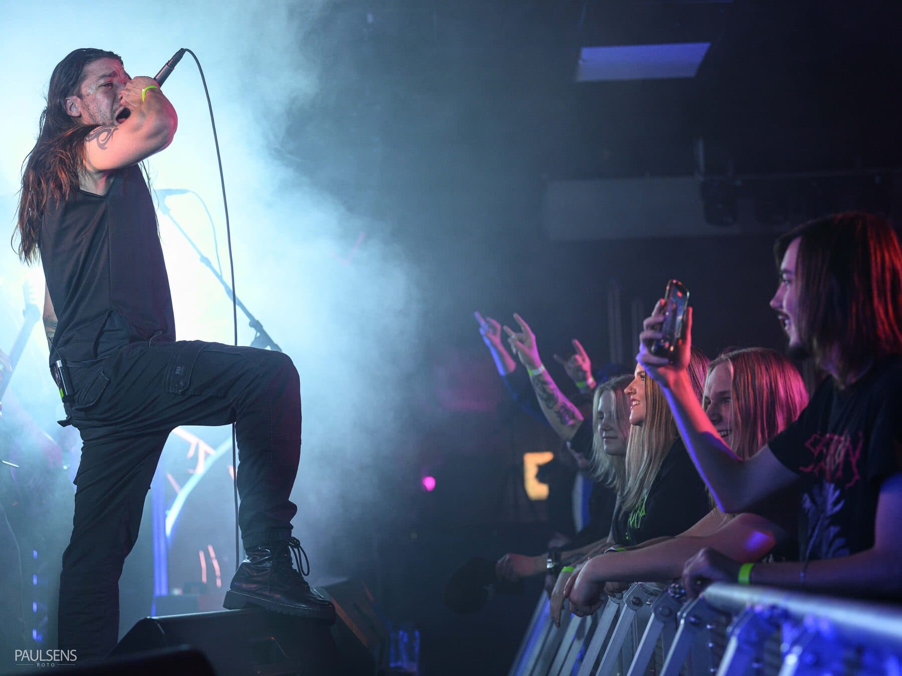 The Overthrone playing to a packed front row